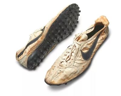 神秘買家豪擲300萬，一雙47年歷史的Nike鞋刷新紀(jì)錄
